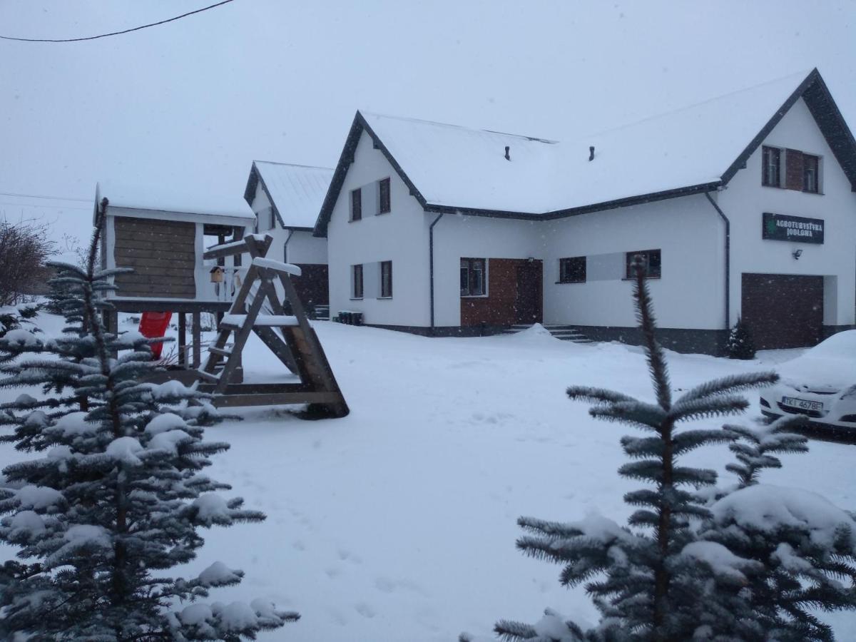 Agroturystyka Jodlowa - Rodzinne Apartamenty W Centrum Gor Swietokrzyskich - Sala Zabaw, Zwierzeta, Bilard Krajno-Zagorze Exteriör bild