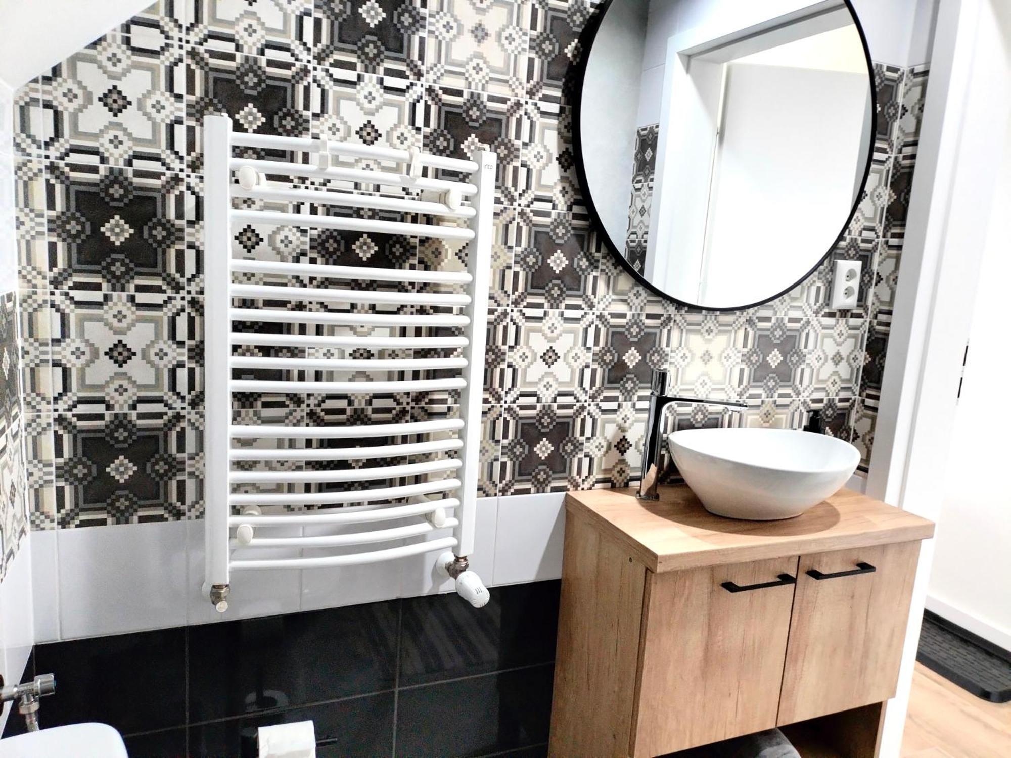 Agroturystyka Jodlowa - Rodzinne Apartamenty W Centrum Gor Swietokrzyskich - Sala Zabaw, Zwierzeta, Bilard Krajno-Zagorze Exteriör bild