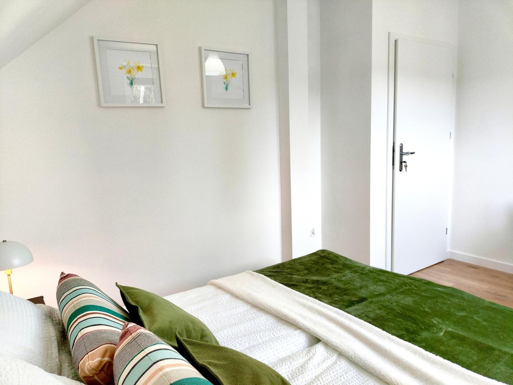 Agroturystyka Jodlowa - Rodzinne Apartamenty W Centrum Gor Swietokrzyskich - Sala Zabaw, Zwierzeta, Bilard Krajno-Zagorze Exteriör bild